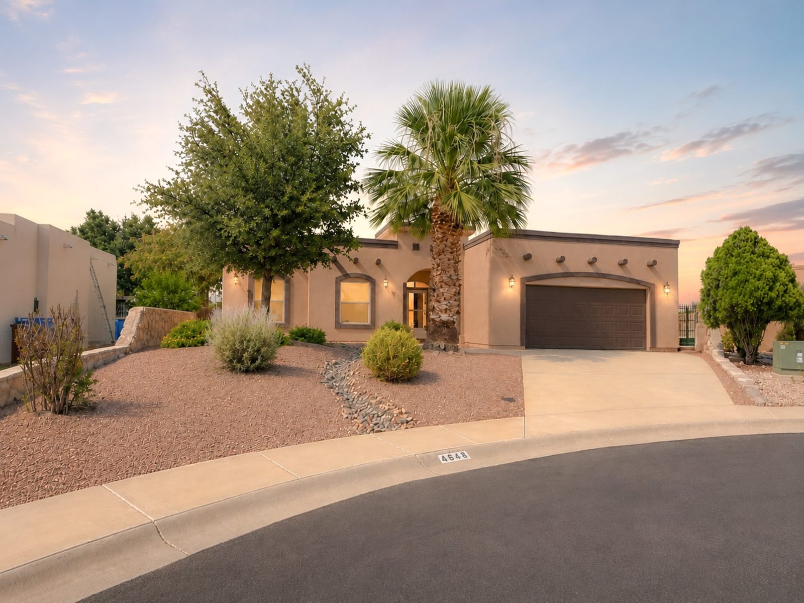 4640 Calle De Nubes at sunset, Las Cruces NM