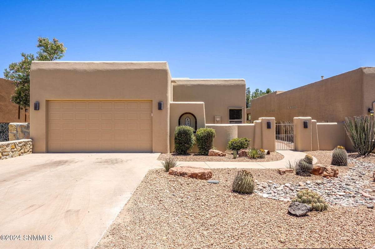 1536 fairway village Drive