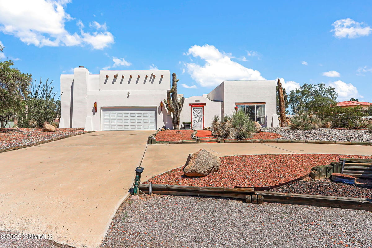 6611 Vista Hermosa