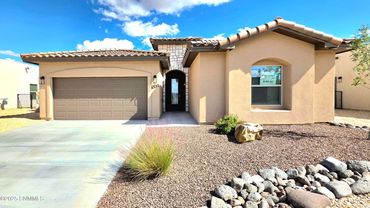 6532 Blackbird Road