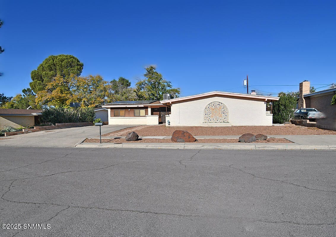 2607 Claude Dove Drive