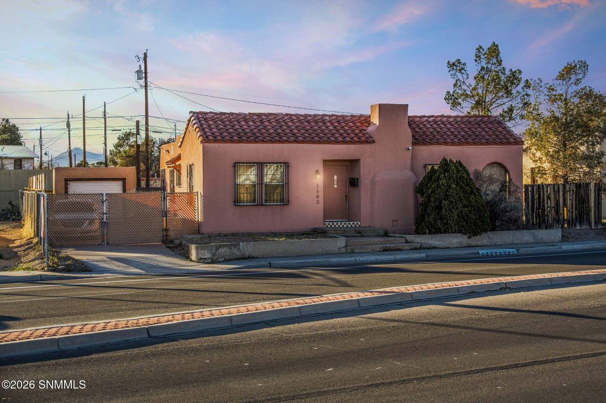 1143 N Main Street