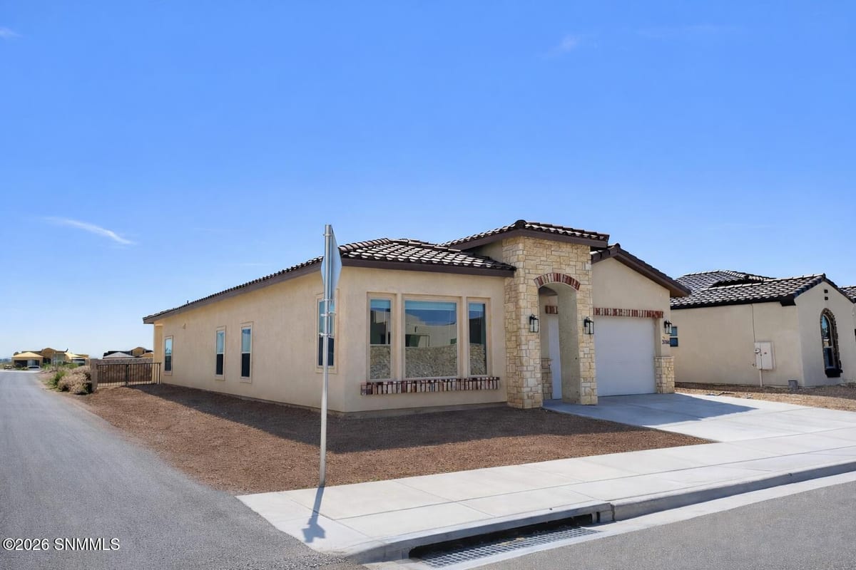 3760 Portrait Street