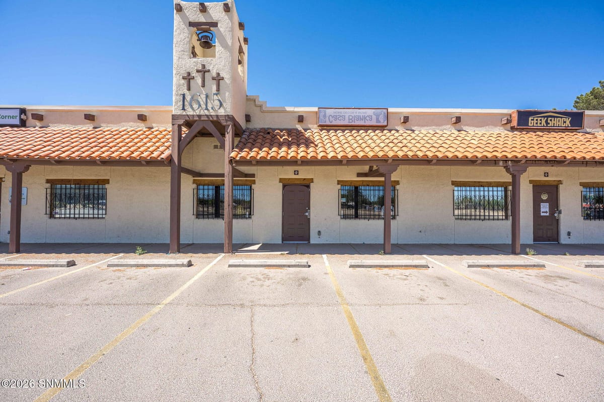 1615 N Solano Drive #B