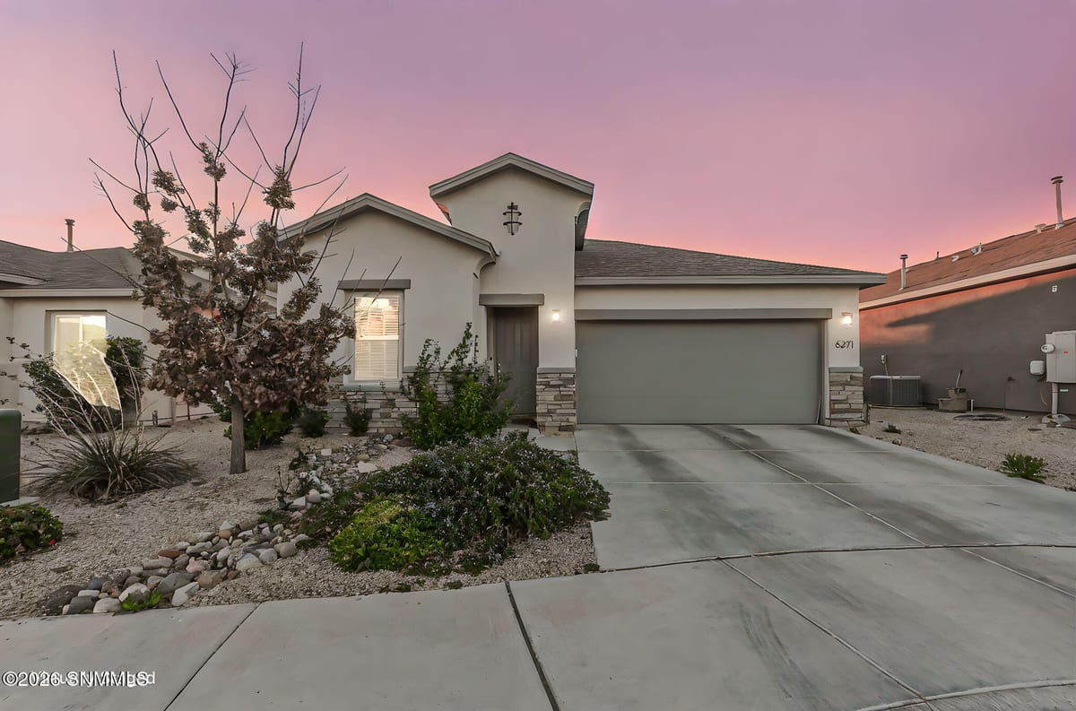 6271 Whitetail Road