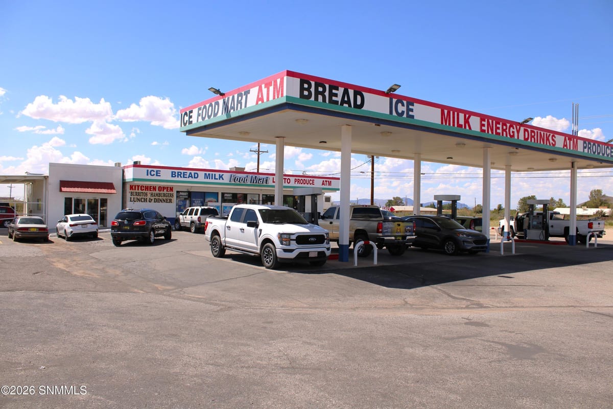 5701 N Jornada Road