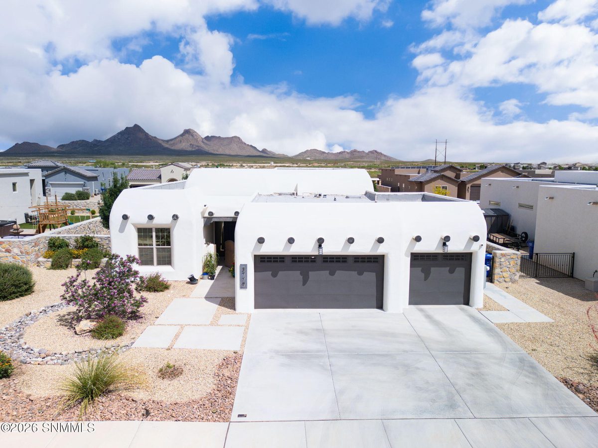 3779 Santa Julia Road