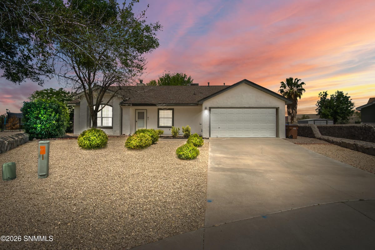 700 Scenic View Drive