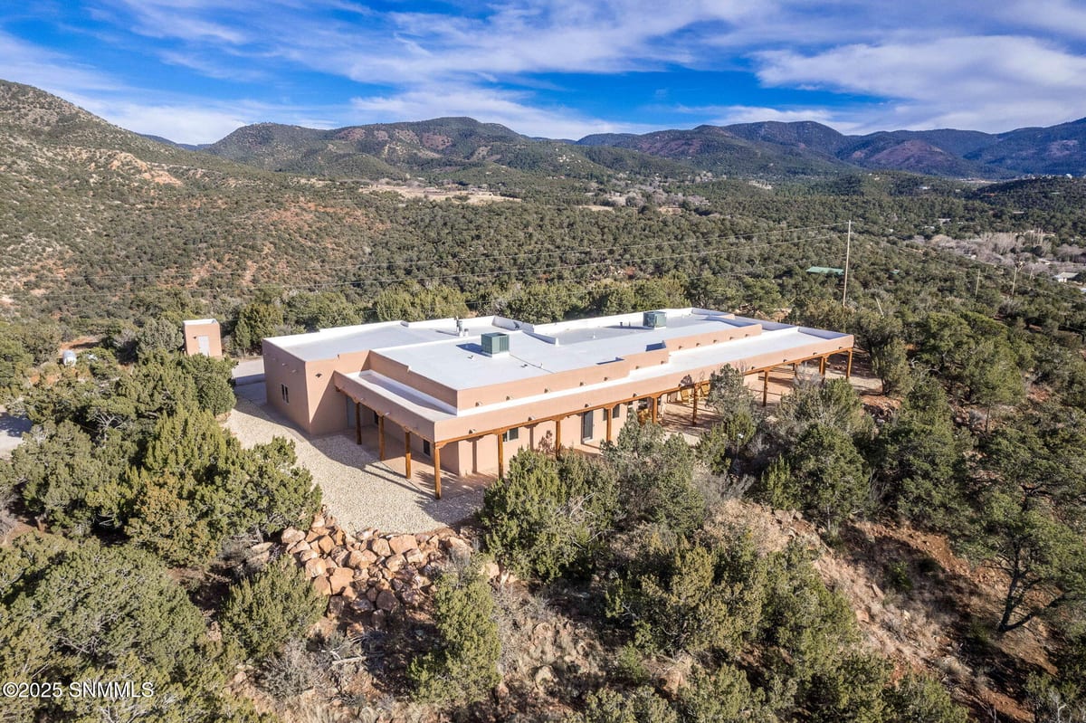 4 Colorado Place