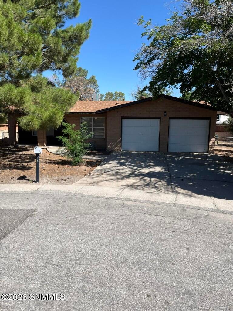 1820 Camelot Drive