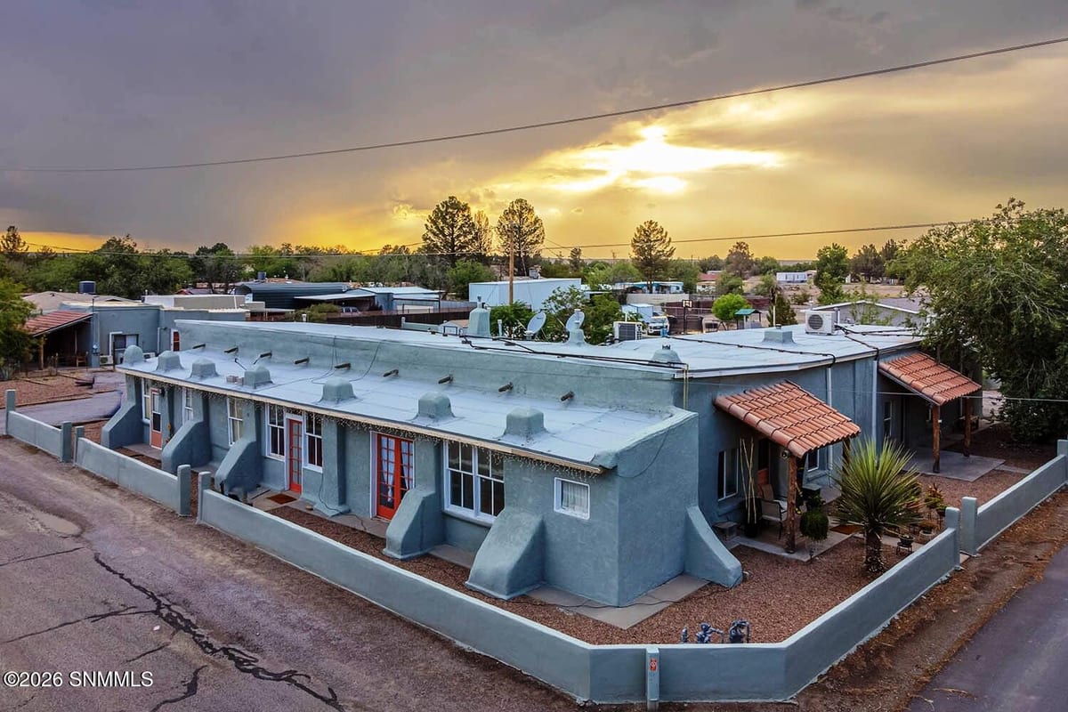 393 E San Miguel Street #1-4