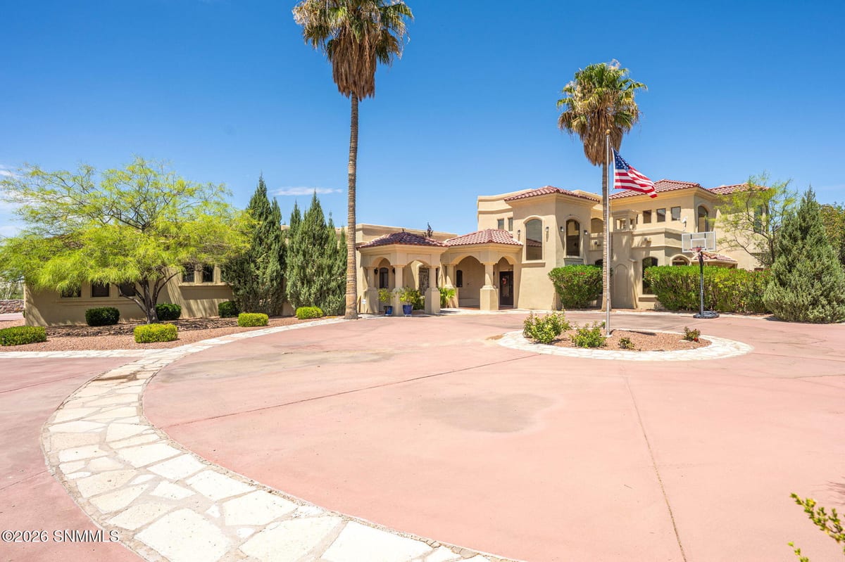 4331 Superstition Drive