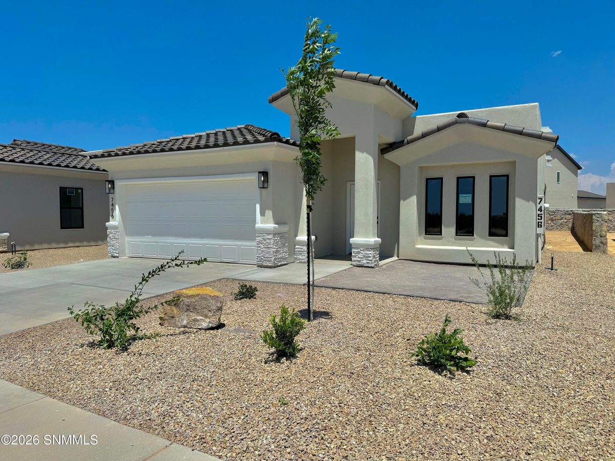 7456 Eagle Vista Street