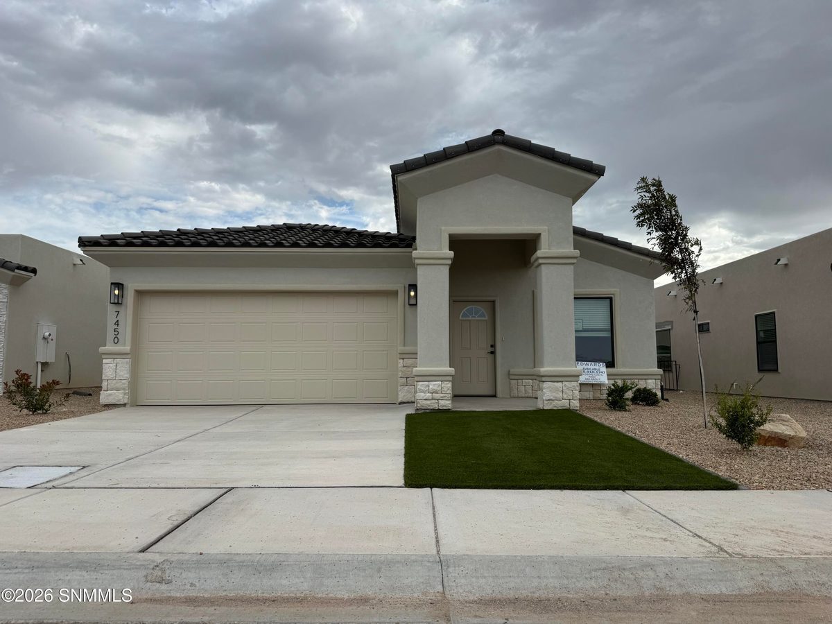 7450 Eagle Vista Street