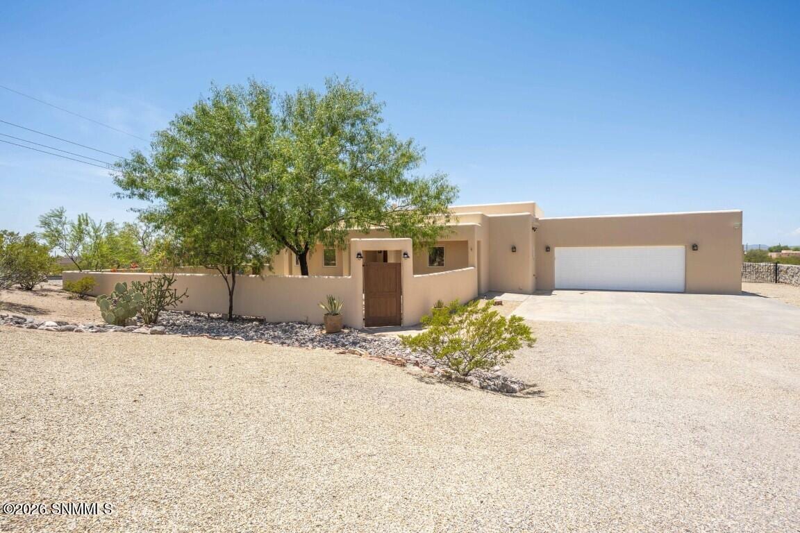 5160 Calle Bellisima Road