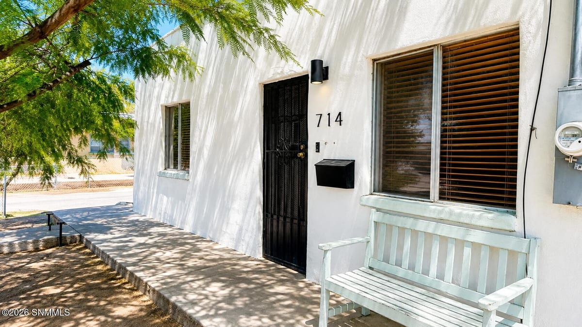 714 N San Pedro Street