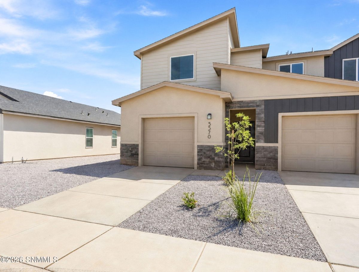 5570 Primorosa Place