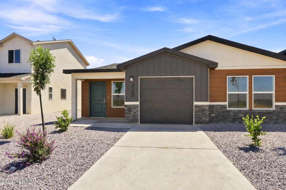 5589 Sierra Verde Place