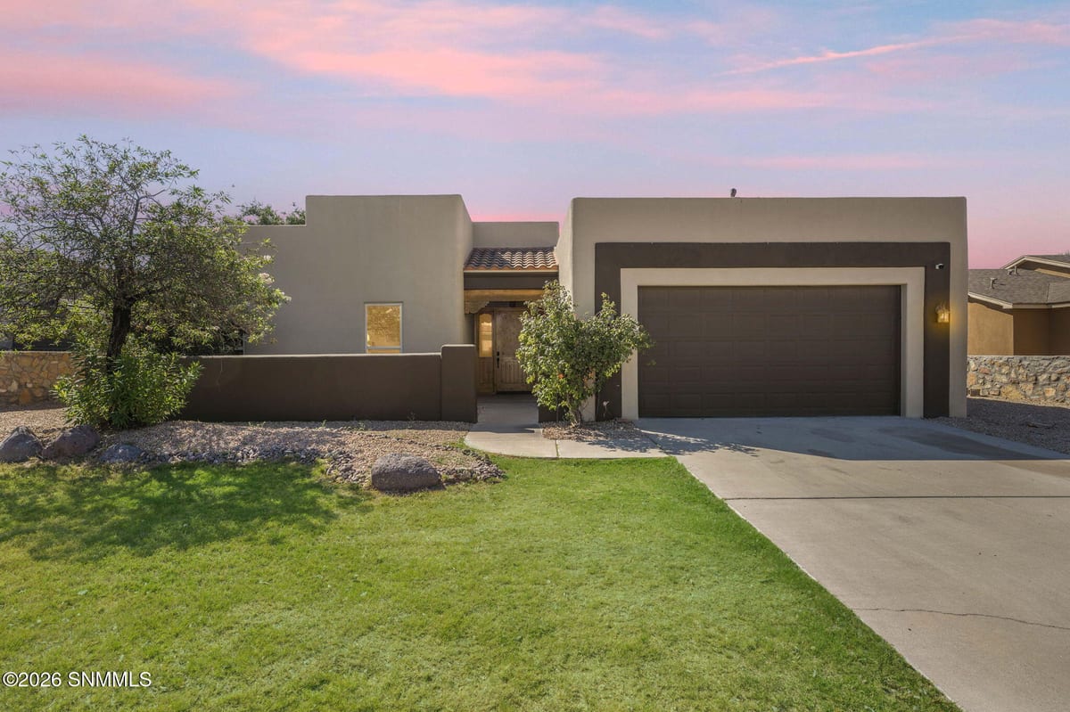 4664 Mesa Rico Drive