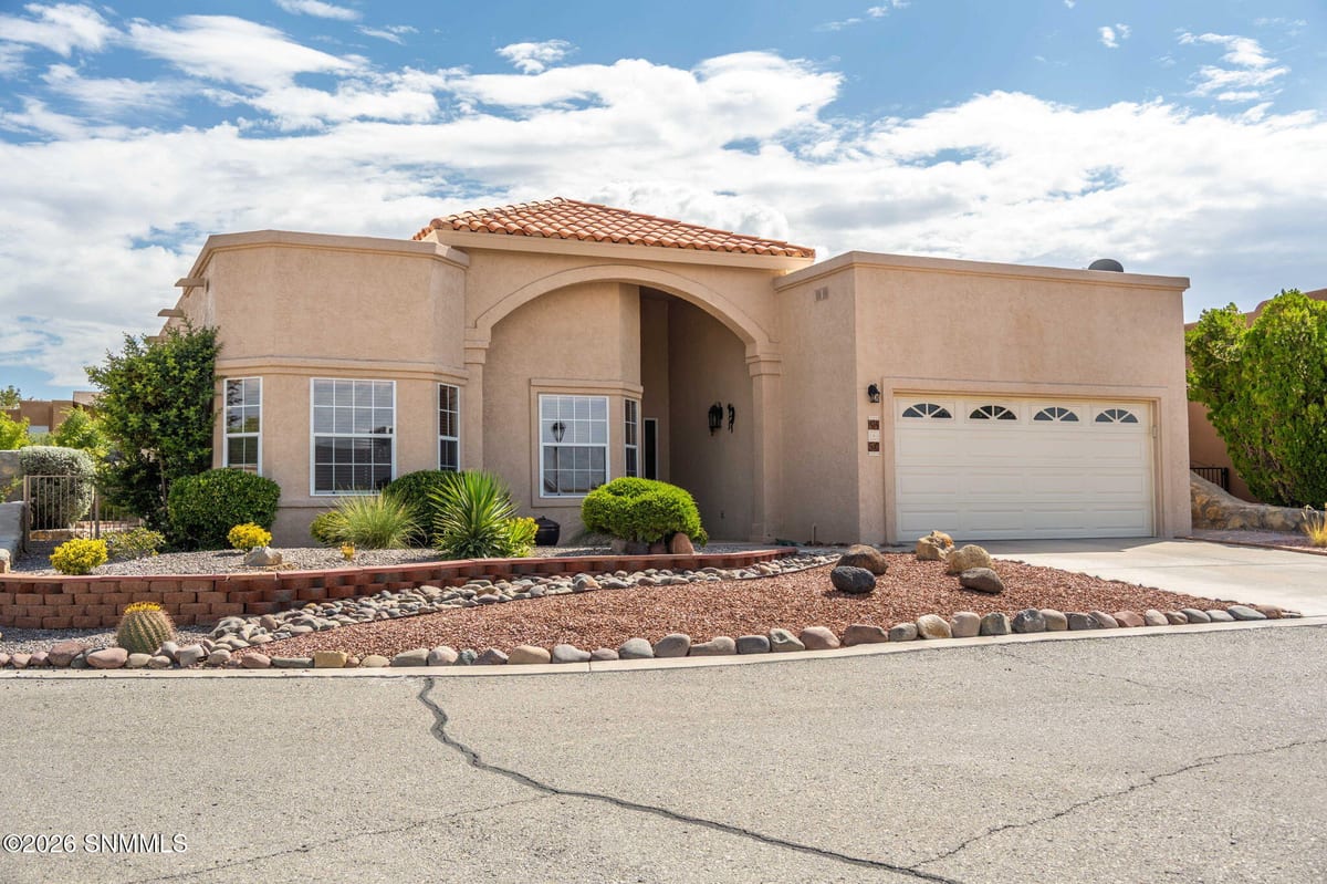 4450 Los Arboles Drive