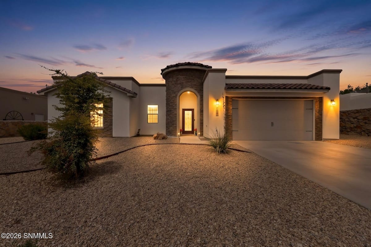 4669 Mesa Rico Drive