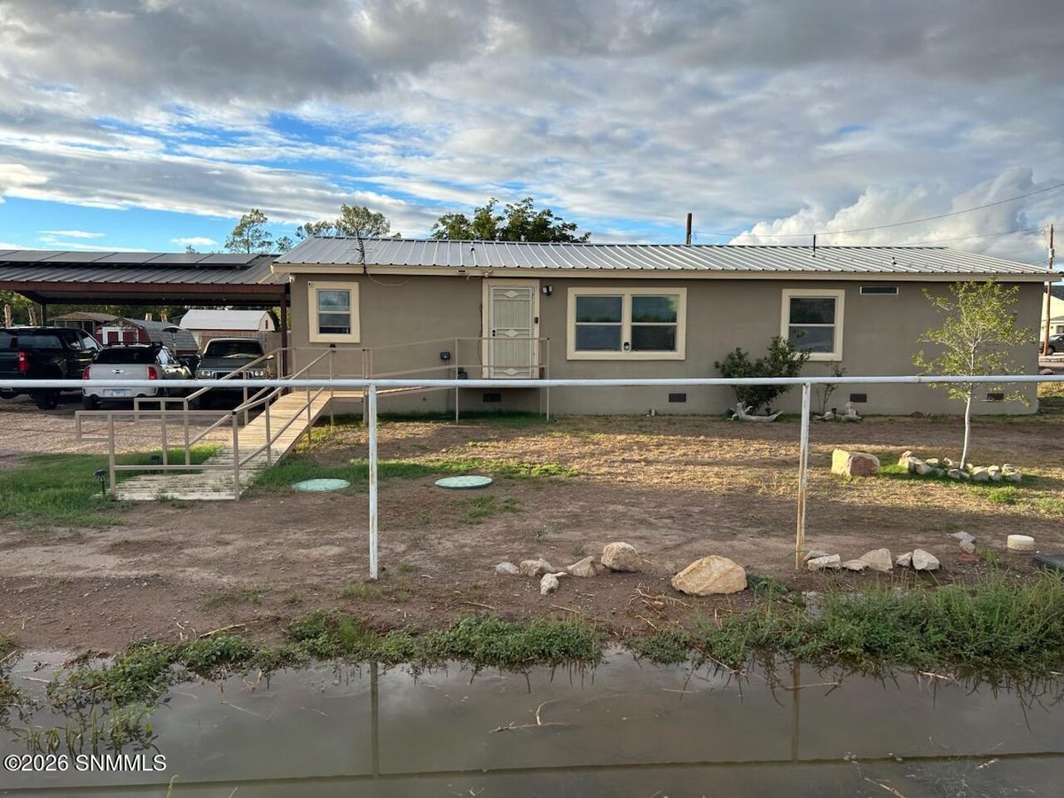 430 Eagles Nest Road