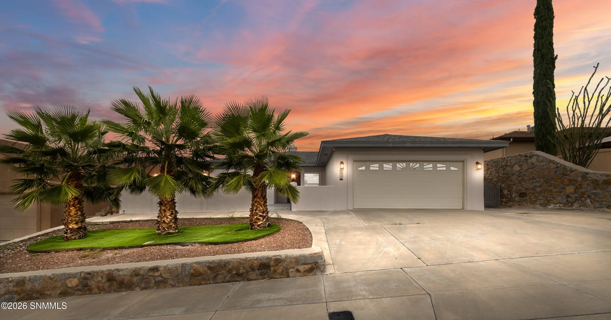 2572 Scenic Crest Loop