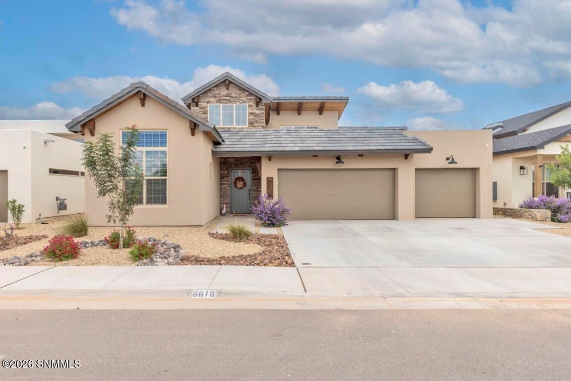 6616 Blackbird Road