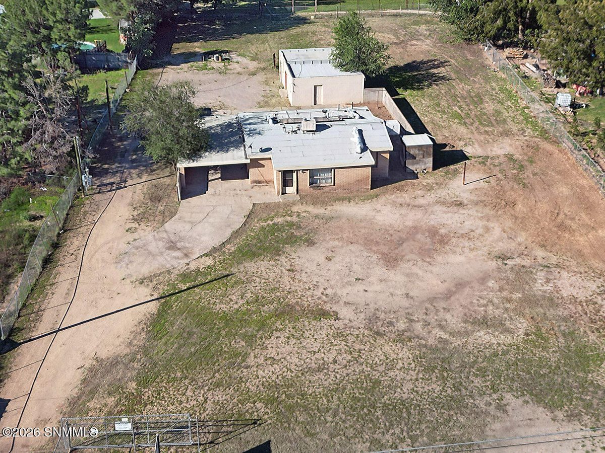 4805 Dona Ana Road