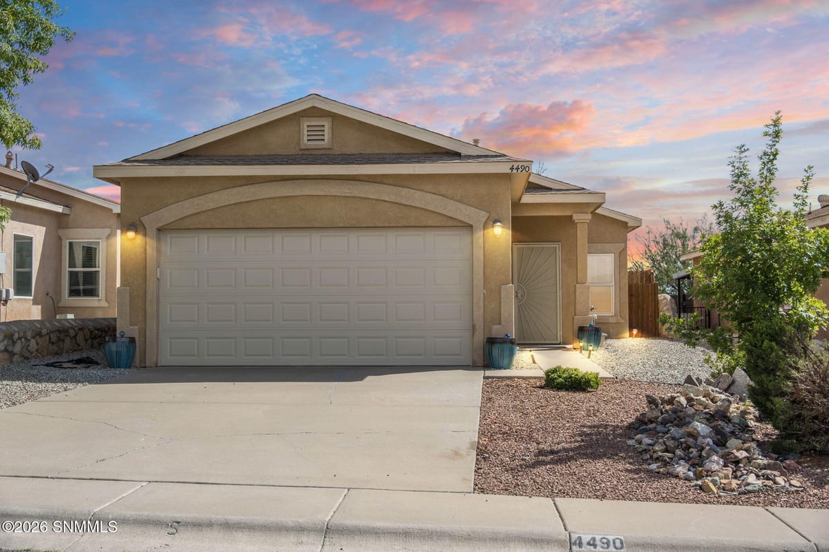 4490 Hillsboro Loop