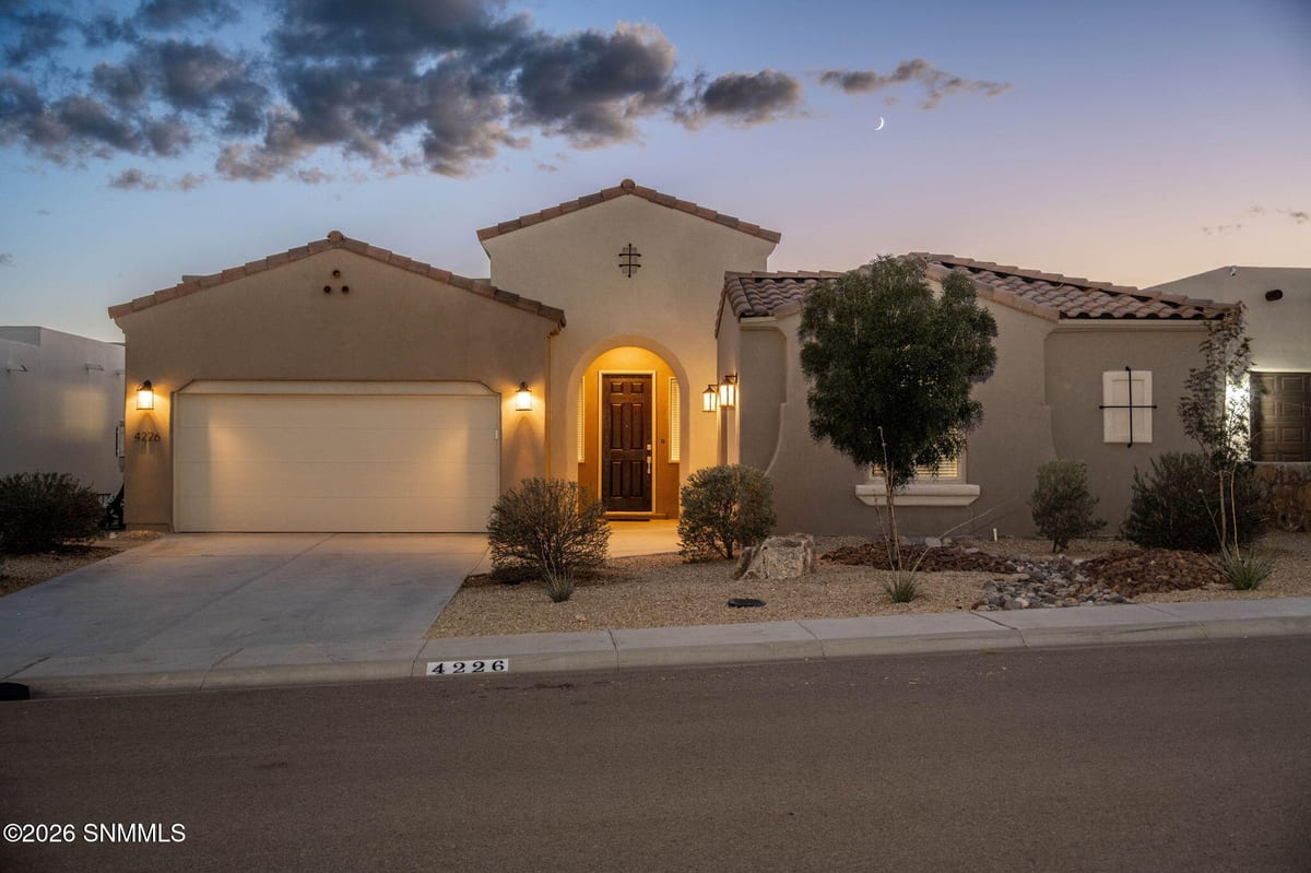 4226 Arcadia Point
