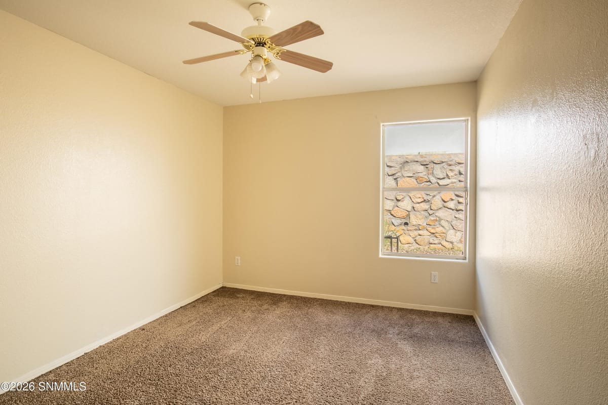 3913 Pearl Court