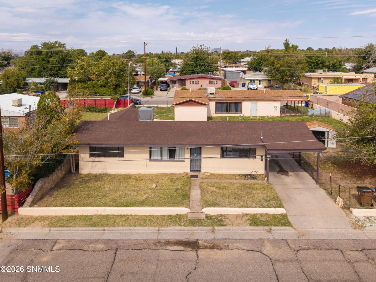 1517 E Boutz Road