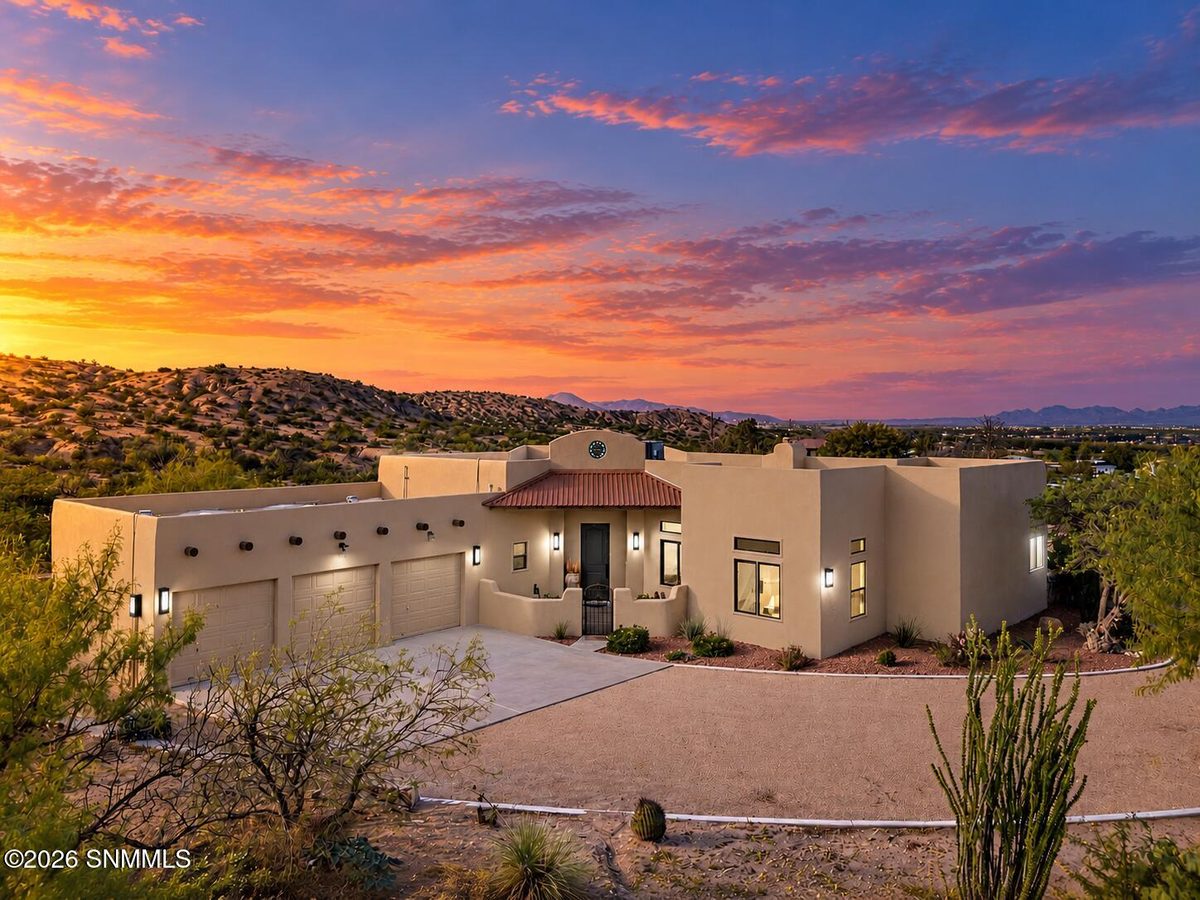 1810 Vista Sierra Court