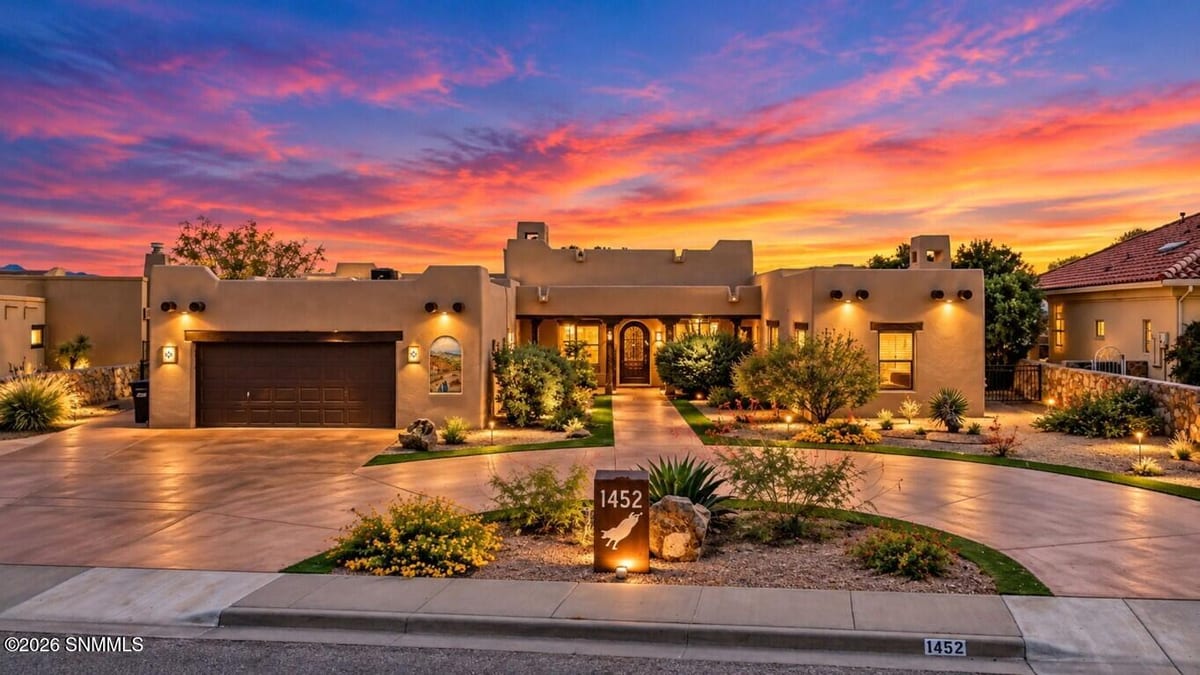 1452 Vista Del Cerro